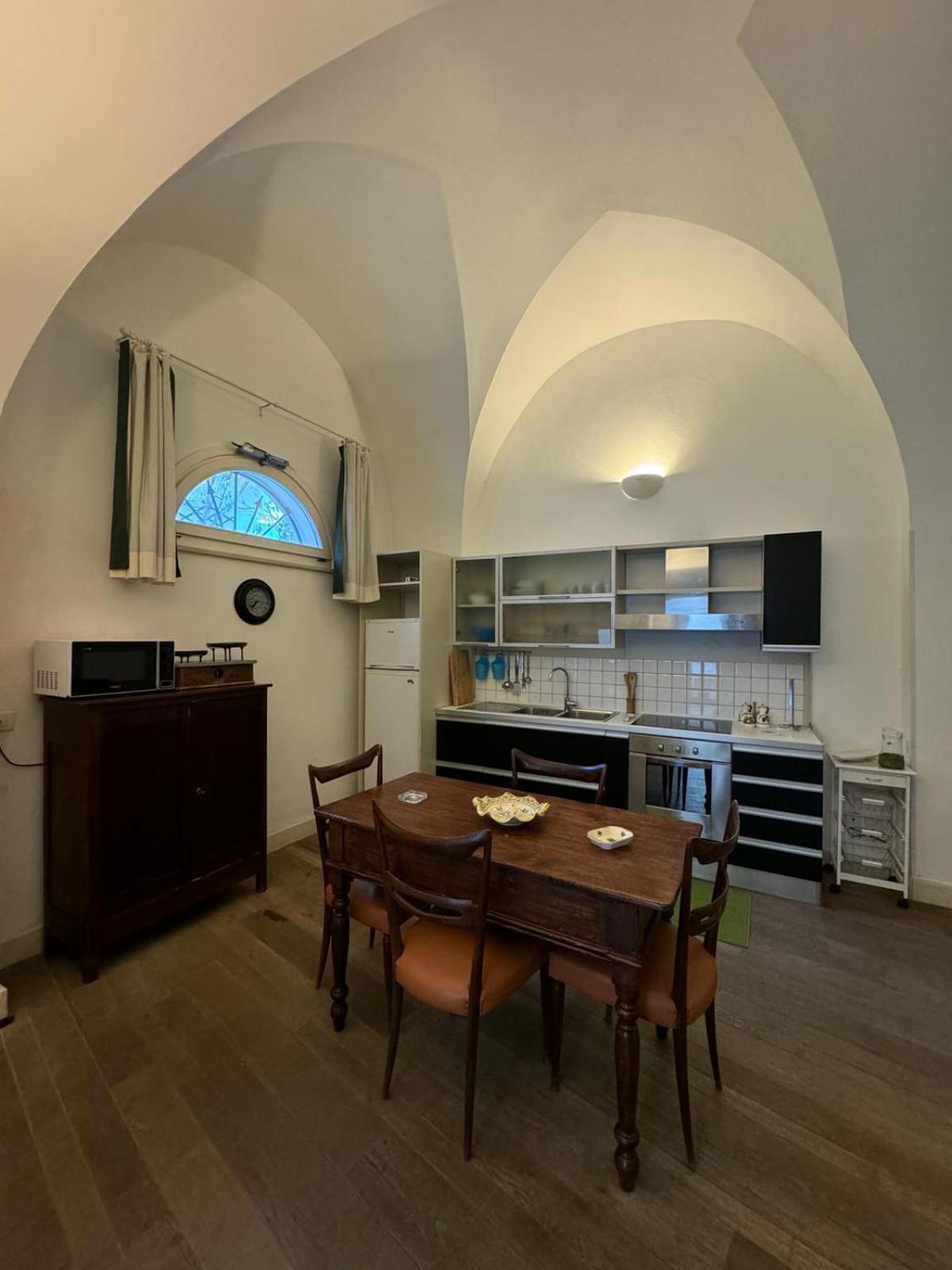 Apartment Dimora Falce Di Luna *